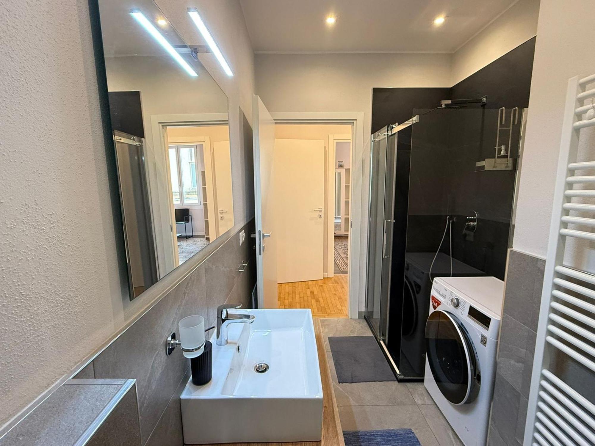 Comoluxhouse- Intero Appartamento Экстерьер фото